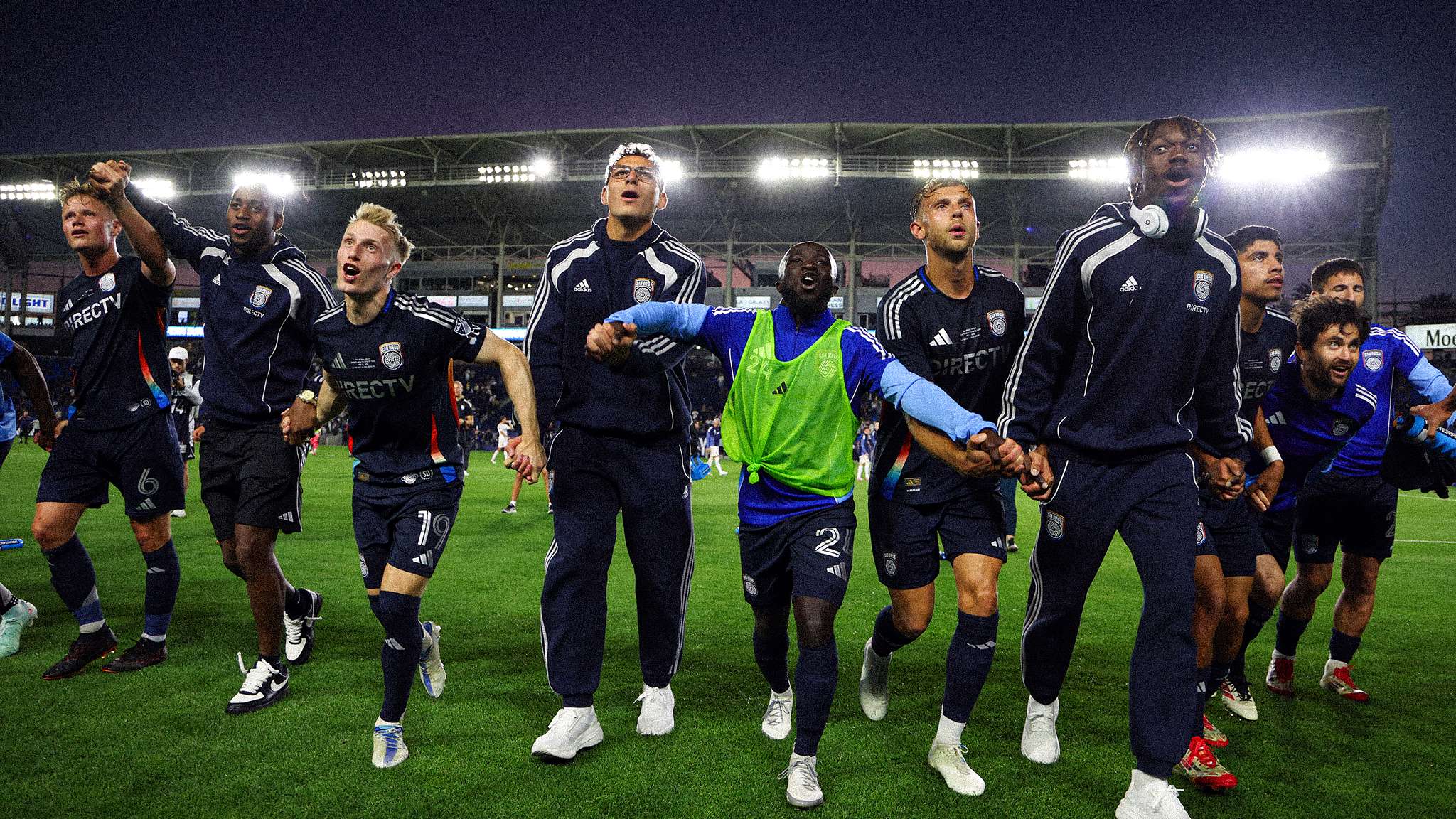 生决定性影 生决定性影